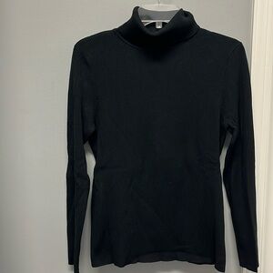 Chicos Size 2 (Women’s 12) Black Turtleneck